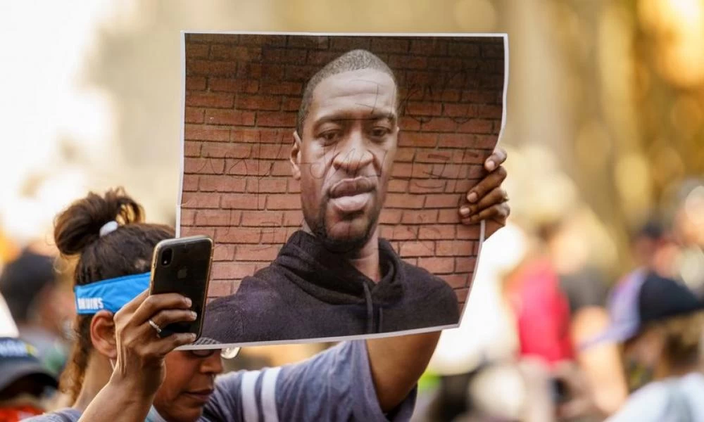 Δολοφονία Φλόιντ: Ένοχοι για καταπάτηση των ανθρωπίνων δικαιωμάτων οι 4 αστυνομικοί